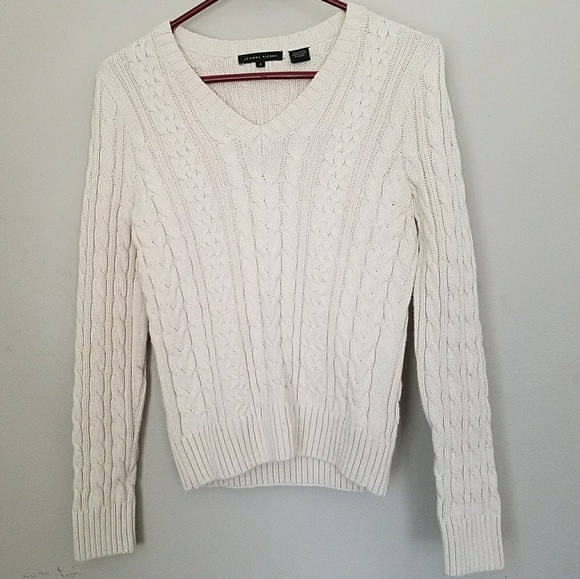 JEANNE PIERRE Sweaters - ❄️Thick Cable Knit V-neck Sweater❄️